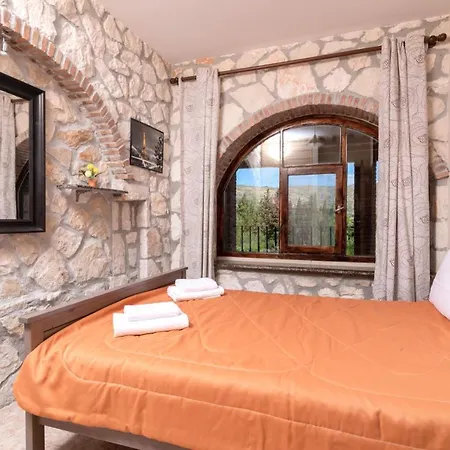 Villa Fiore Levante Villas - Violeta