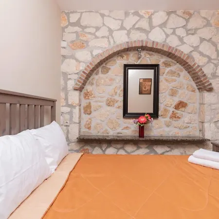 Villa Fiore Levante Villas - Violeta *